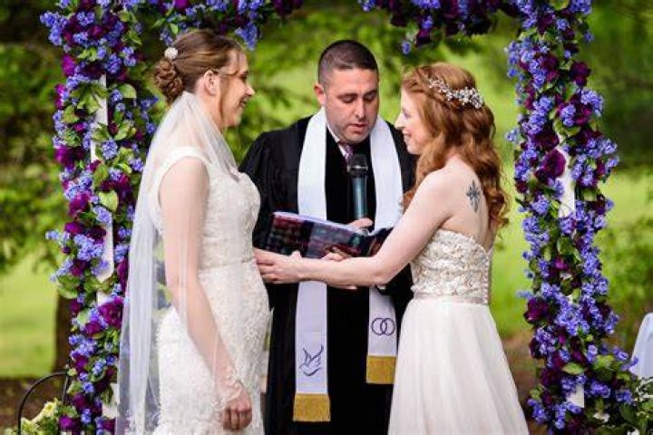 Are Katrina and Casey married