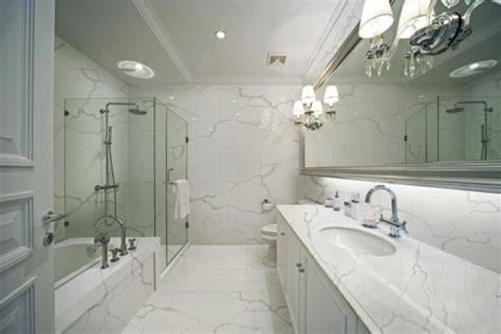 Can quartz be used in bathrooms