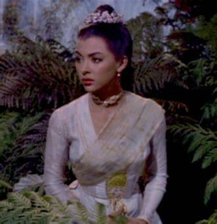 Did Rita Moreno sing in The King and I