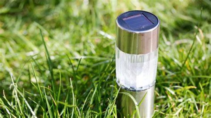 Do solar lights turn on during the day