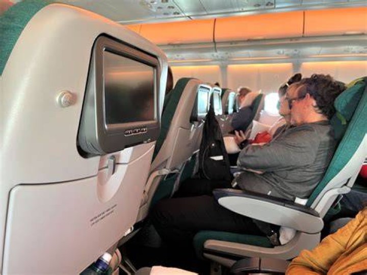 Does Aer Lingus have premium economy seats