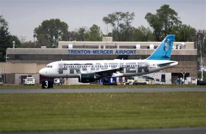 Does Frontier fly out of Trenton NJ