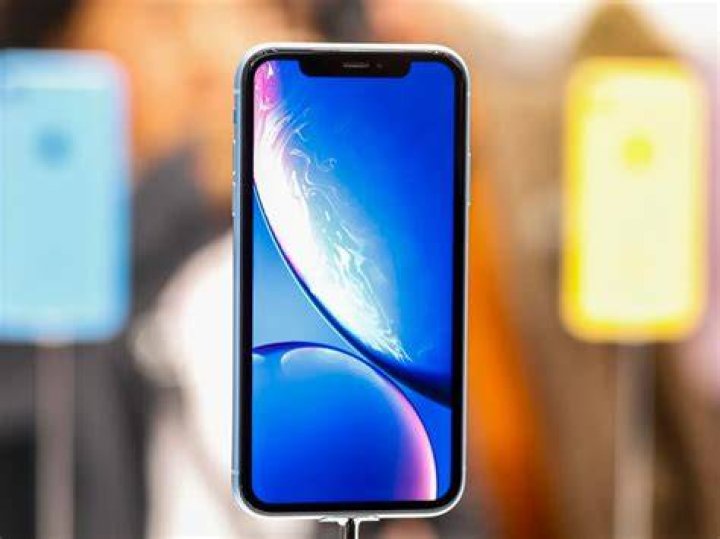 Does iPhone XR have peek and pop