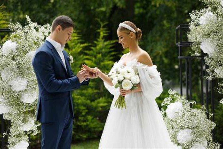 How do I get married in NYC