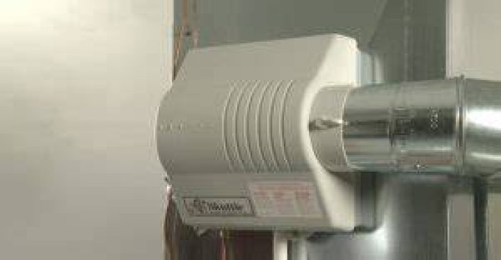 How do I know if my Aprilaire humidifier is working