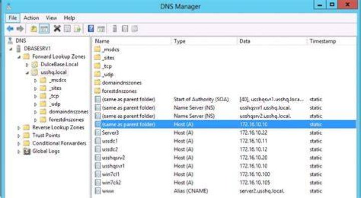 How do I open DNS Manager in Windows 10