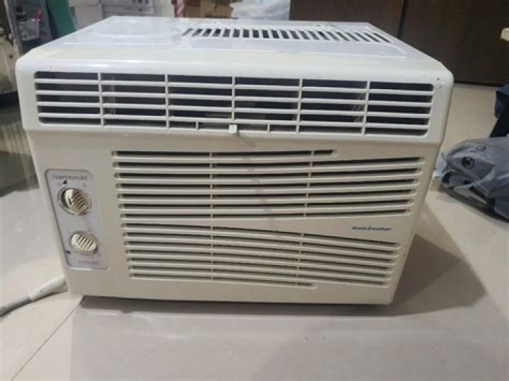 How do I turn on my Kelvinator aircon