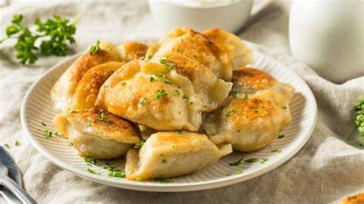 How do you cook frozen perogies