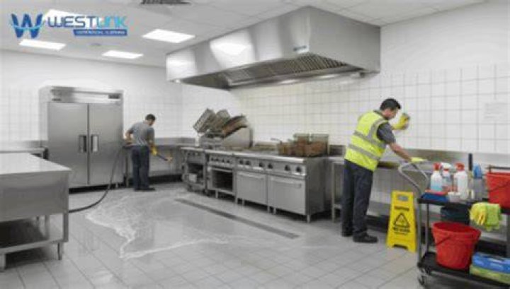 How do you degrease a commercial kitchen