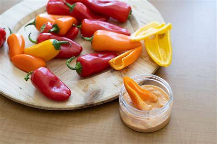 How do you eat mini sweet peppers