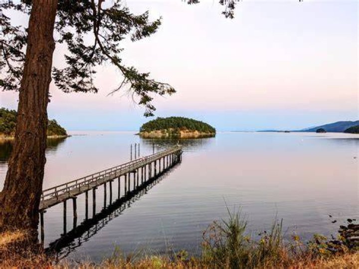How do you get to Mayne Island