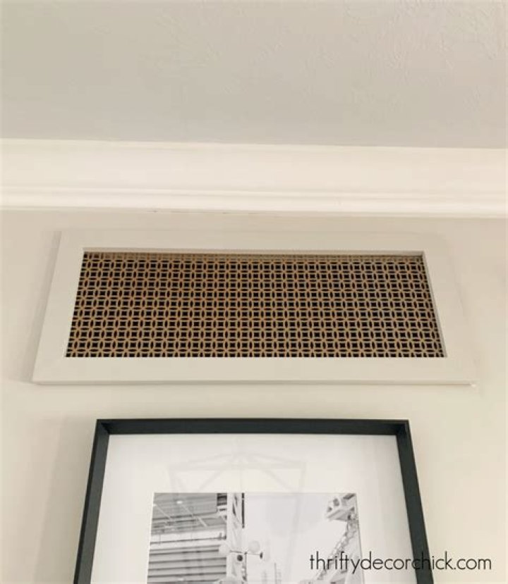 How do you remove wall vent covers