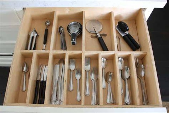 How do you store utensils without a drawer