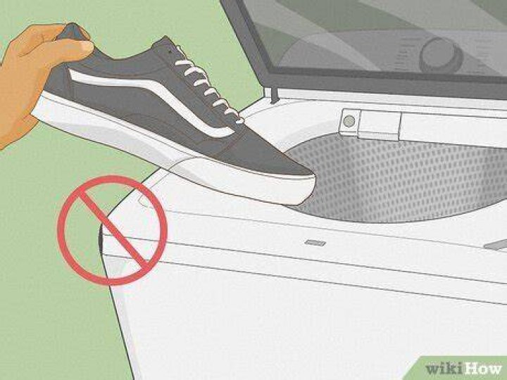 How do you wash Vans sneakers