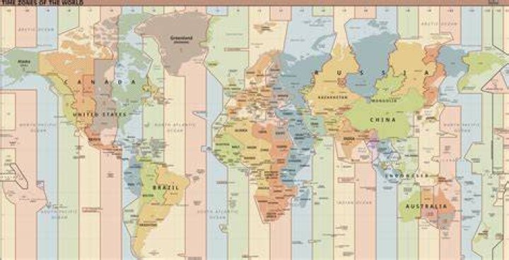 How many standard time zones are there on Earth