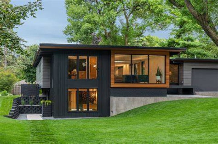 How much do split level homes cost