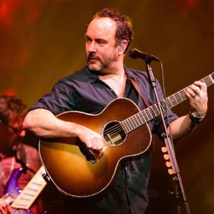 How much does Dave Matthews Band charge per show