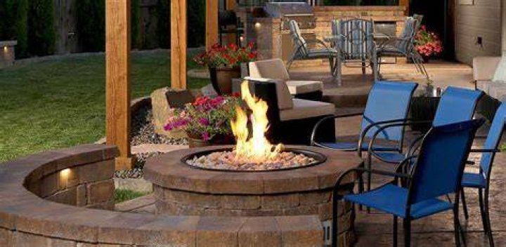 How much does it cost to build a gas fire pit