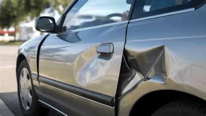 How much does it cost to remove a dent from a car roof