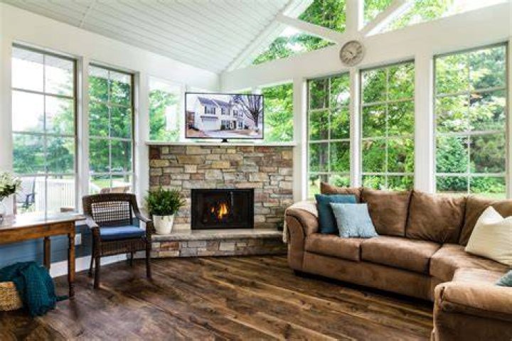 How much does it cost to turn a patio into a room