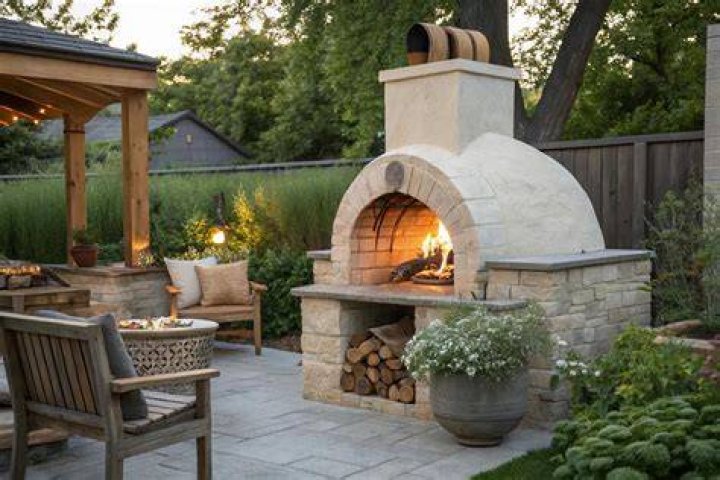 How much is an outdoor pizza oven