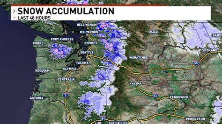 How much snow does Tacoma Washington have