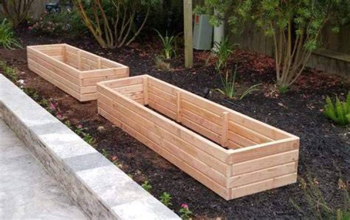 Is Douglas fir good for raised beds