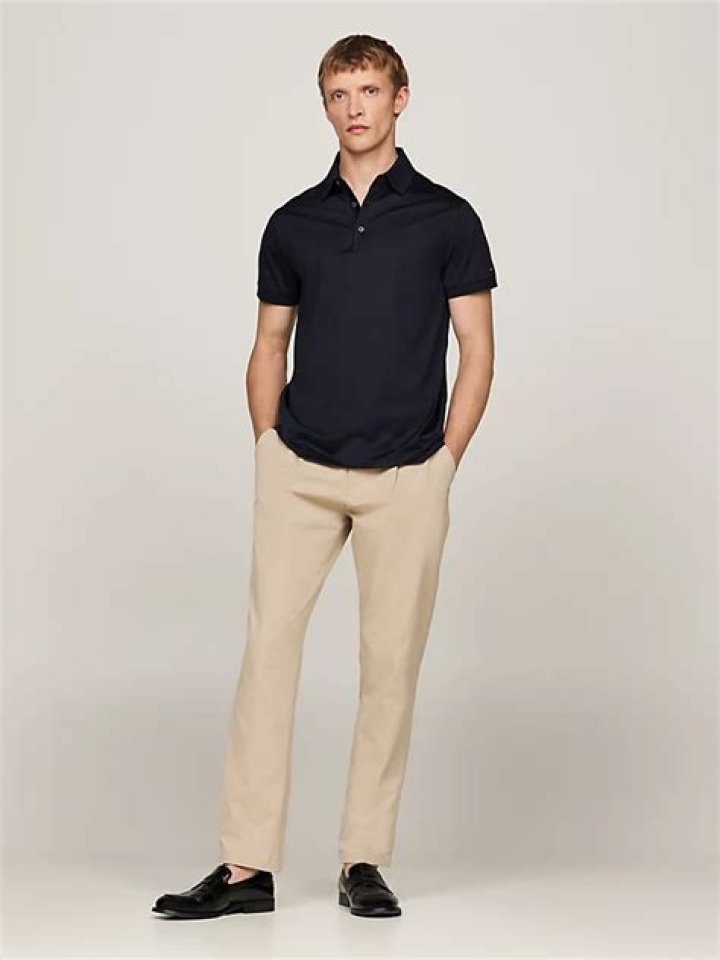 Is Polo tee smart casual