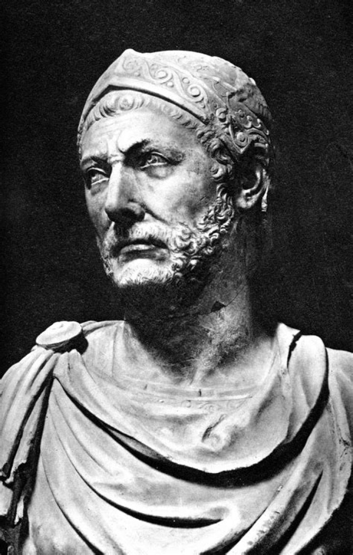 What did hamilcar Barca make his younger son Hannibal do