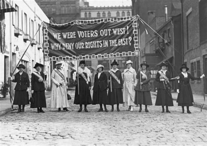 What does anti suffragist mean