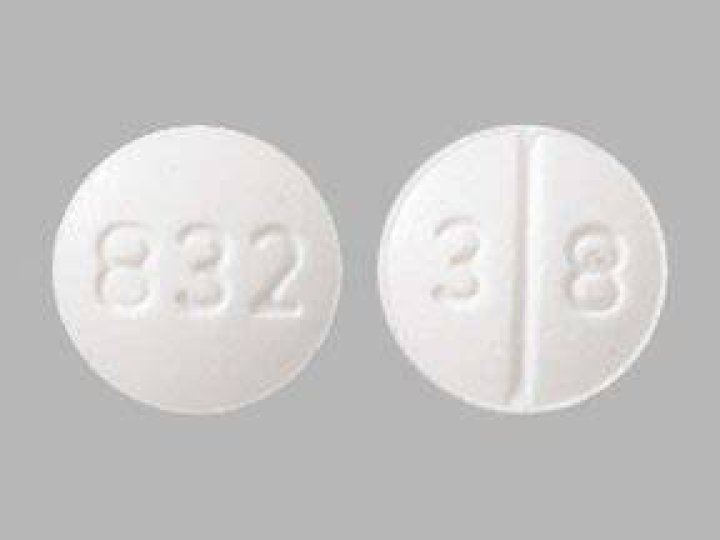 What is a white pill with 832 on it