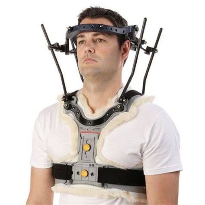 What is Halo vest traction
