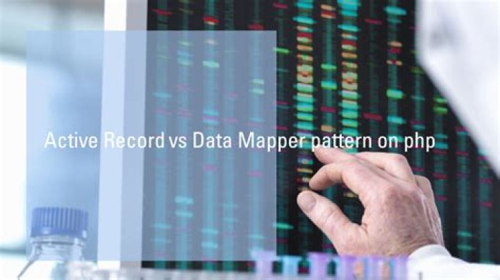 What is the difference between Active Record and Data Mapper pattern
