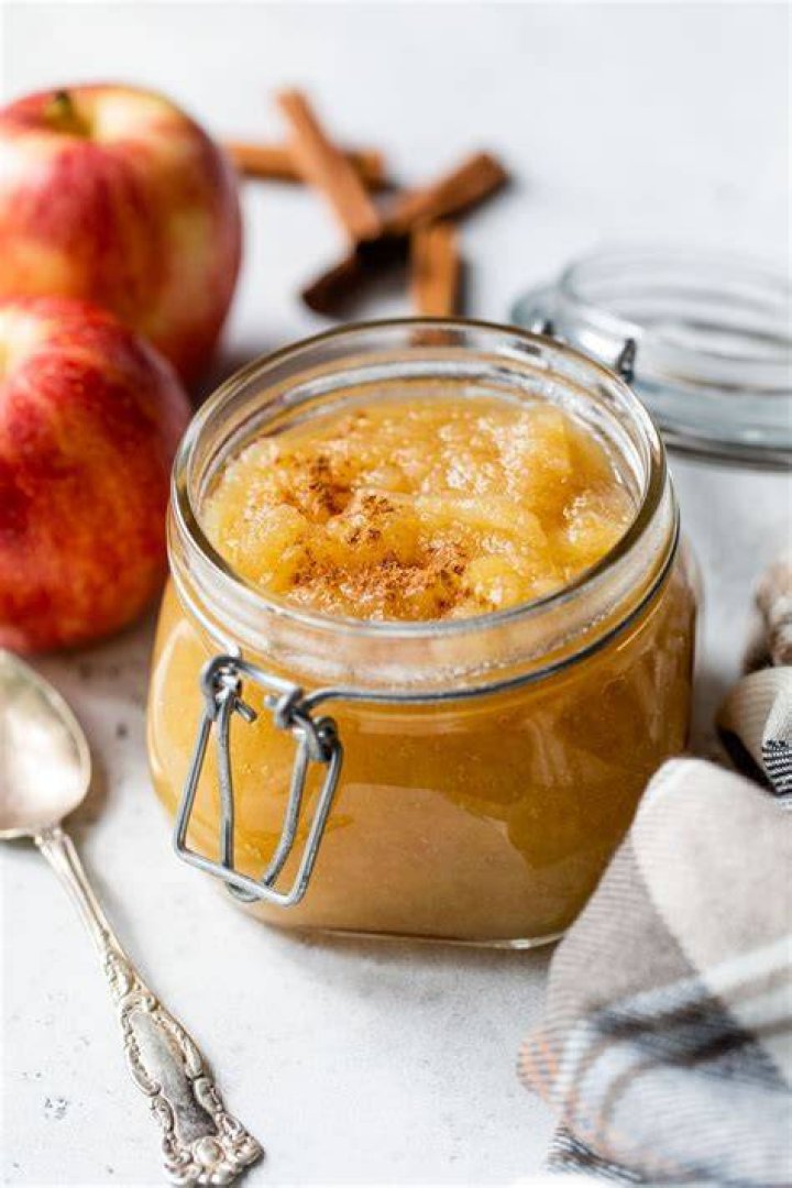 What macronutrient is applesauce