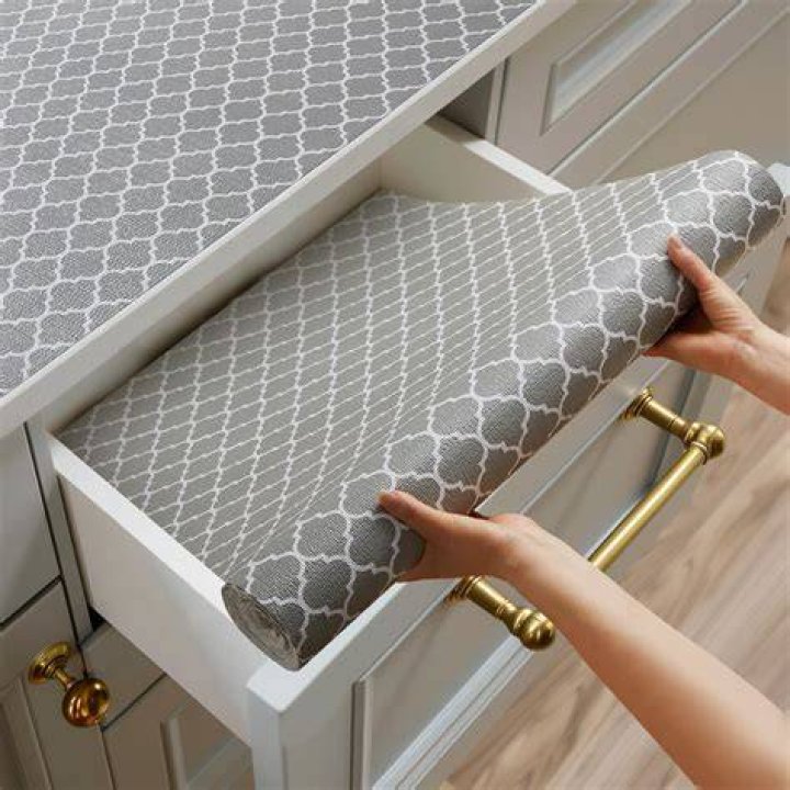 Whats the best shelf liner