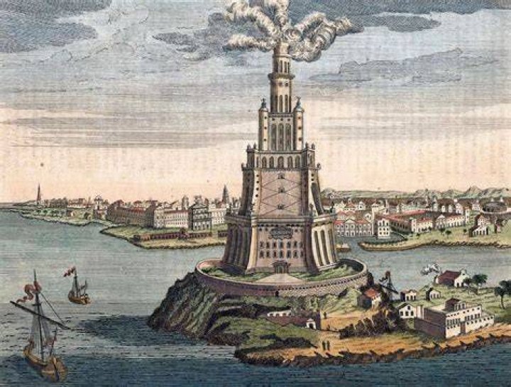 Where is the Alexandria lighthouse located