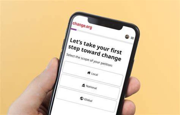 Who is change org run by
